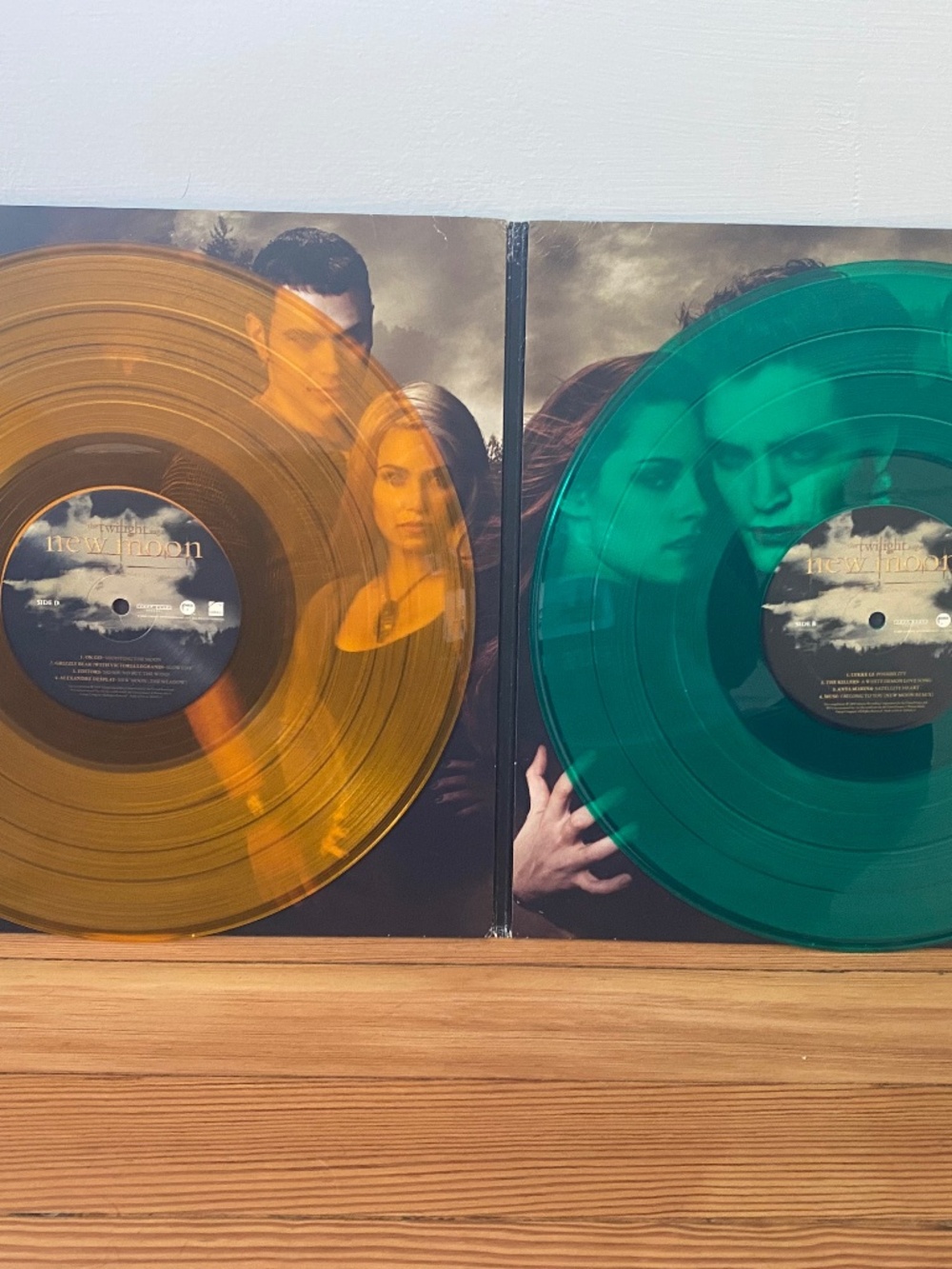 RARE Twilight Saga New Moon Green and Orange Vinyl